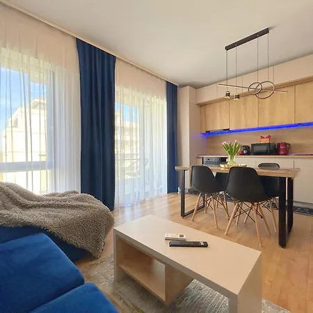 アパート Vladi Q ティミショアラ